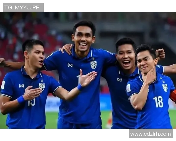 足球明星队成员精彩瞬间全景展示与背后故事分享