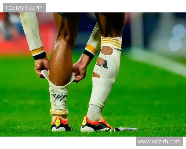 足球明星的袜子究竟是香气四溢还是臭味扑鼻揭秘背后的秘密与趣闻