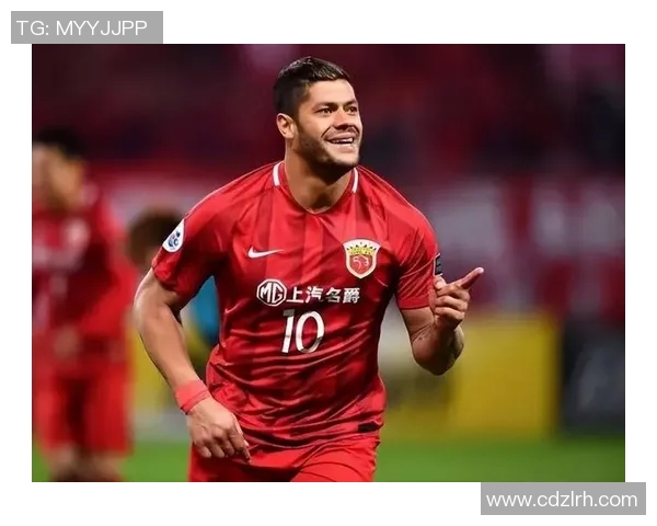 男足球明星换发型了吗最新造型引发球迷热议与时尚潮流碰撞