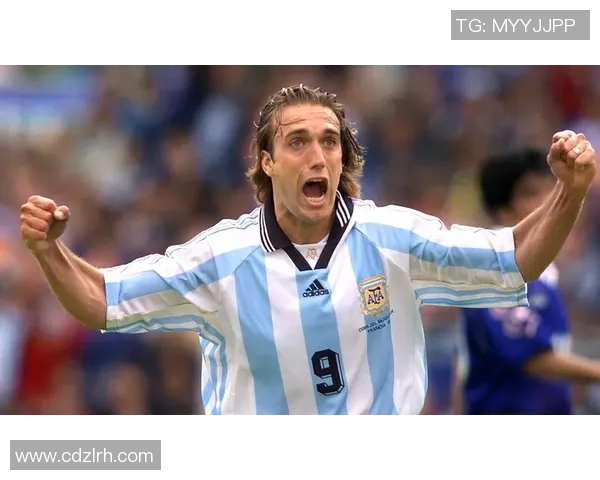 阿根廷2020足球明星的辉煌成就与未来展望分析