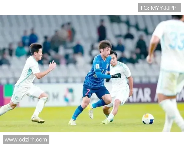 亚冠激战申花迎战帕斯全力争胜展现球队实力与决心 亚冠激战申花迎战帕斯全力争胜展现球队实力与决心